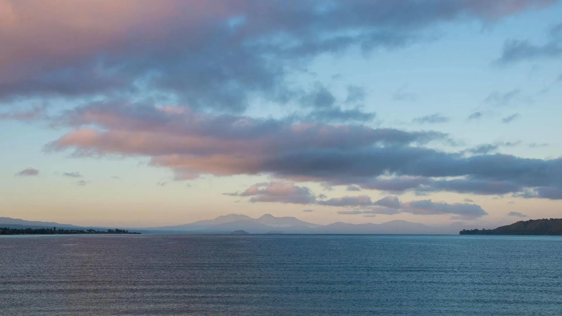 Sails On The Lake Taupo 4*,